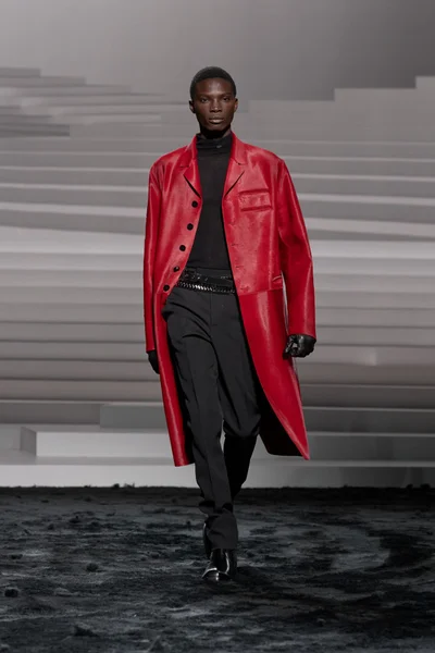 Look 9